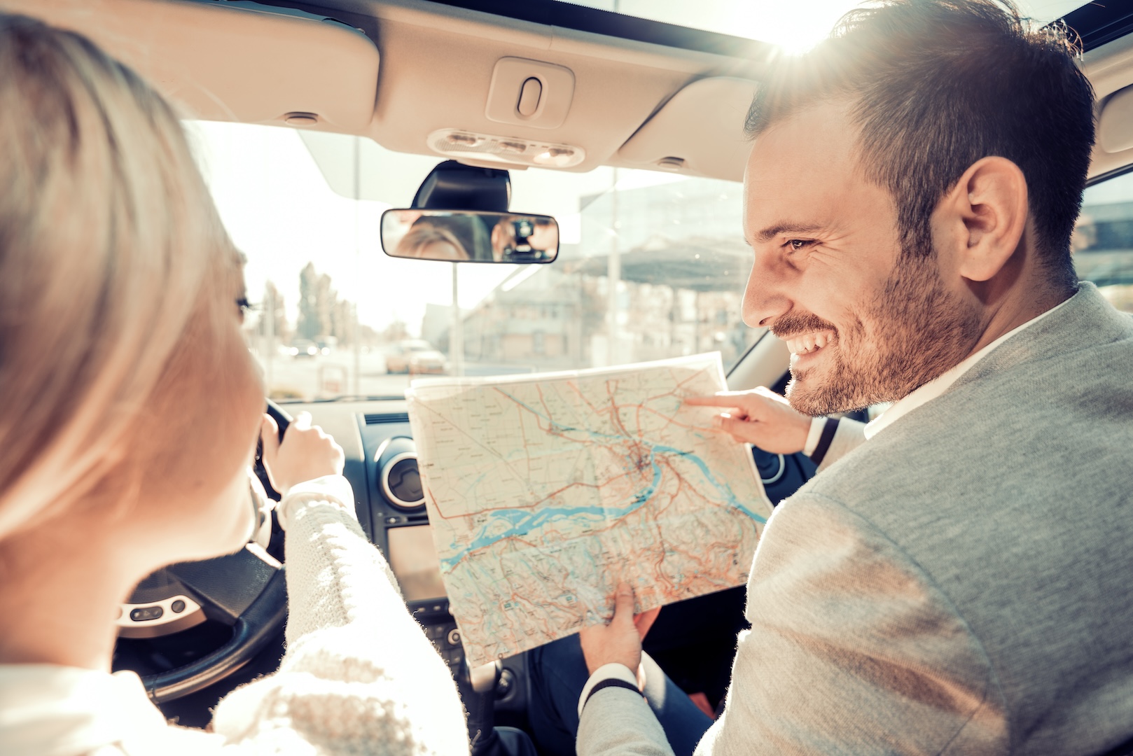 Tempo di vacanze: come mantenere una corretta postura durante i viaggi